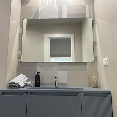La Nuvoletta Torino-appartamento Moderno Vicino Al Centro A Pochi Passi Dalla Nuvola Lavazza
